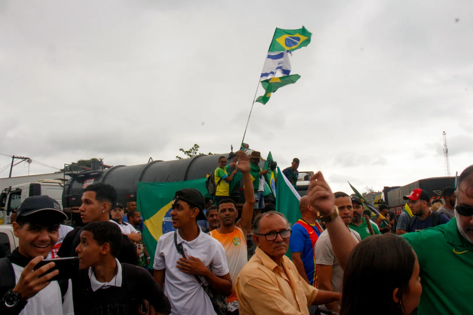 Manifestação em Itaboraí, ocorrida na manhã desta terça-feira (1º)