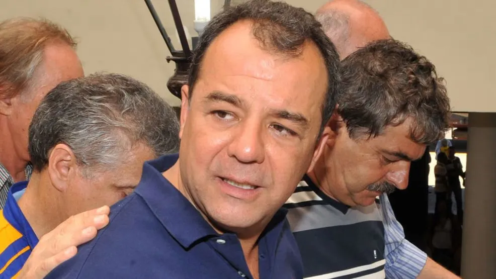 Sérgio Cabral aguarda o final do julgamento