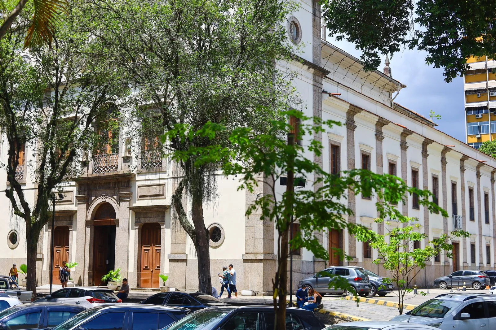 A Catedral fica no Jardim São João, no Centro de Niterói