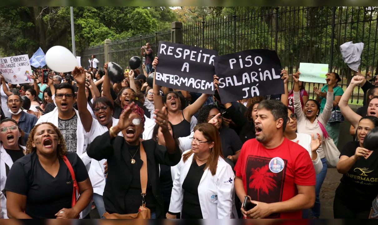 Profissionais disseram que pararão por 24 horas