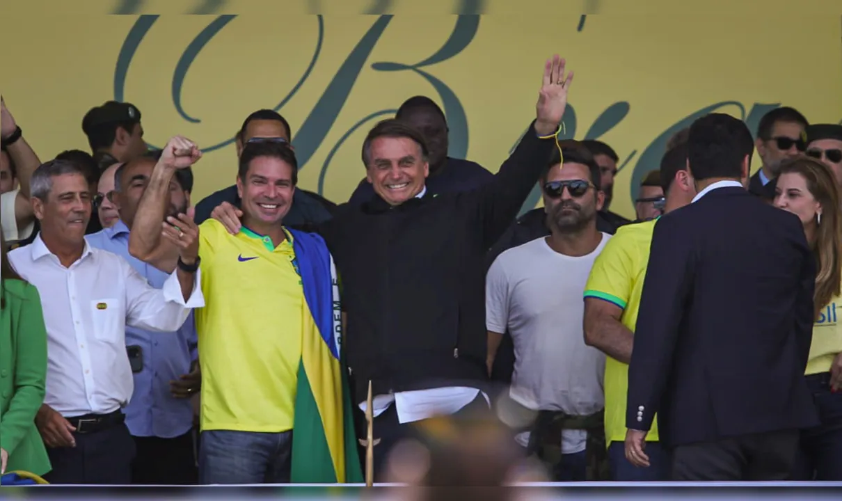Bolsonaro sauda seus apoiadores no Bicenterário da Independência