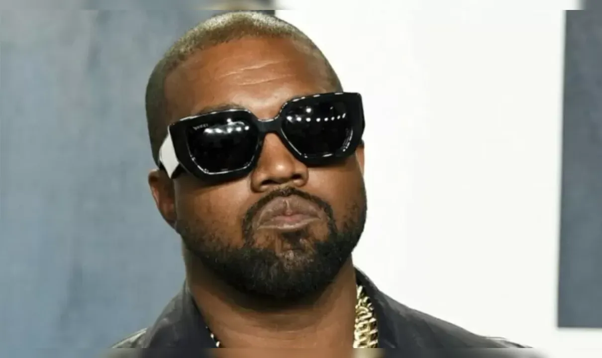 Kanye West atualmente está sendo conhecido pelo nome "Ye"