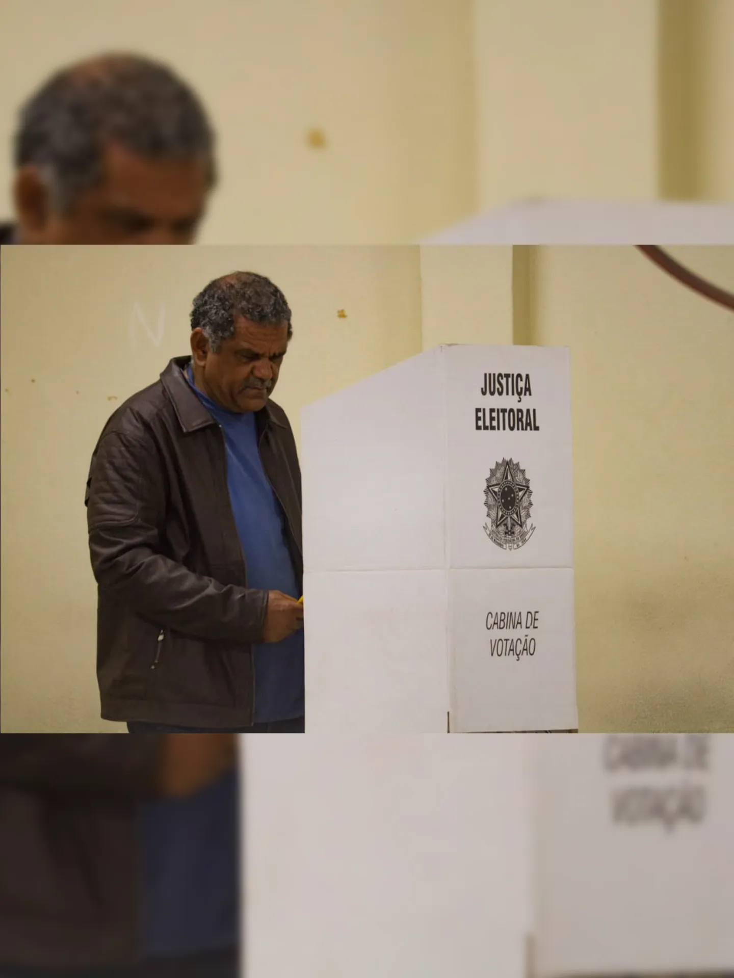 Eleitor vota em São Gonçalo