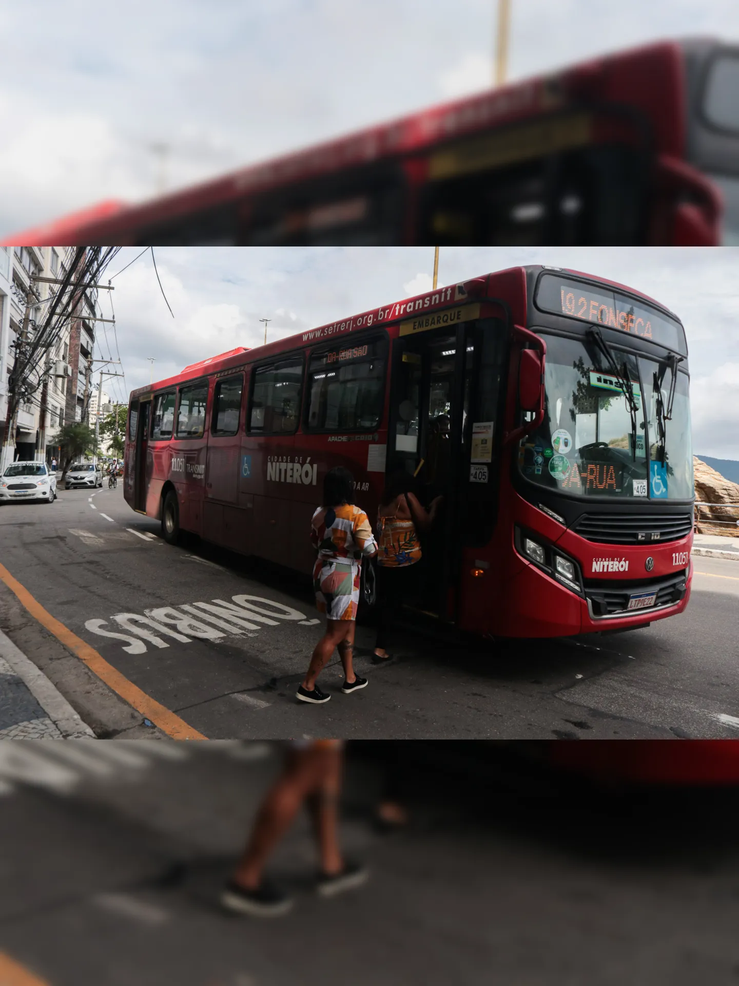 Os ônibus da linha 49.2, que seguem para o Ingá, terão como ponto de embarque a Rua Miguel de Frias
