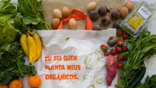 Variados produtos que são comercializados em feiras