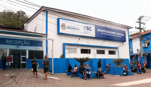 Casal deu entrada na sala vermelha do Pronto Socorro Central de São Gonçalo