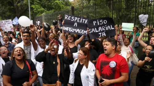 Profissionais disseram que pararão por 24 horas