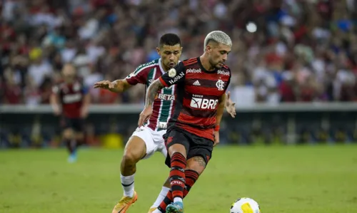 Imagem ilustrativa da imagem Flamengo e Fluminense disputam para continuar na briga pelo título