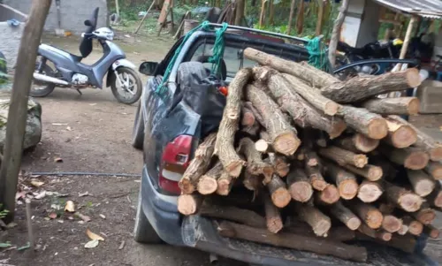 Materiais irregulares para a construção no local