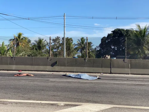 Acidente ocorreu nesta manhã de sábado (24)