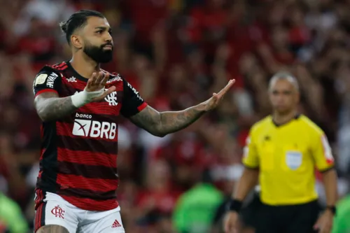 Gabigol levantou a torcida ao converter seu pênalti