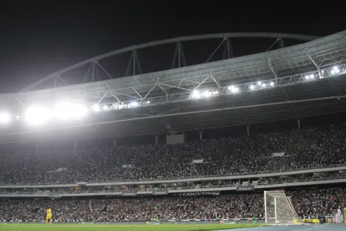 Botafogo conta com a força da torcida no Nilton Santos