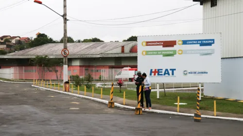 Idoso e as outras vítimas feridas foram socorrida no hospital estadual Alberto Torres (HEAT)