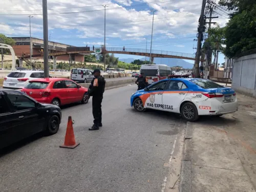 Policiamento ostensivo na Avenida Brasil