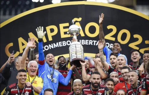 Rubro-Negro celebrará conquistas ao lado da torcida nas ruas do Rio de Janeiro