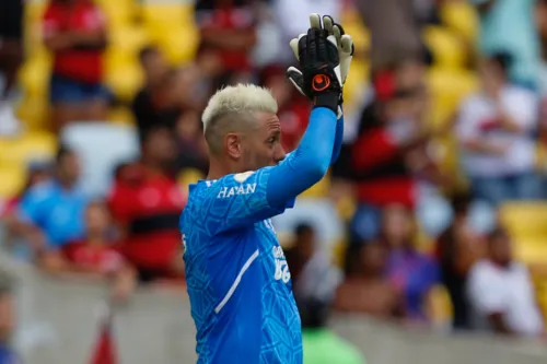 Diego Alves pode se transferir para o Grêmio