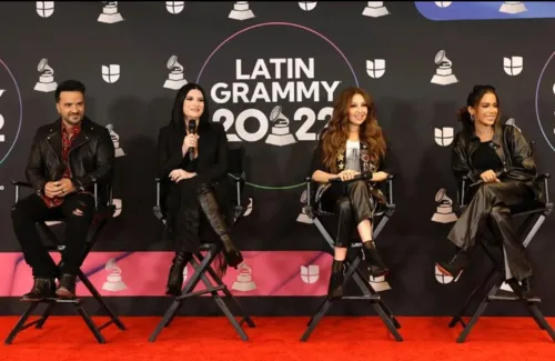 Anitta, Laura Pausini, Thalia e Luis Fonsi