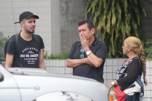 Parentes estiveram no IML do Centro do Rio para liberar o corpo