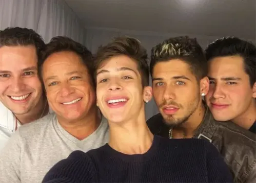 Pedro Leonardo, Leonardo, João Guilherme, Zé Felipe e Matheus Vargas