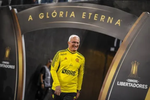 Dorival deixou o Flamengo mesmo após conquistas na Libertadores e na Copa do Brasil