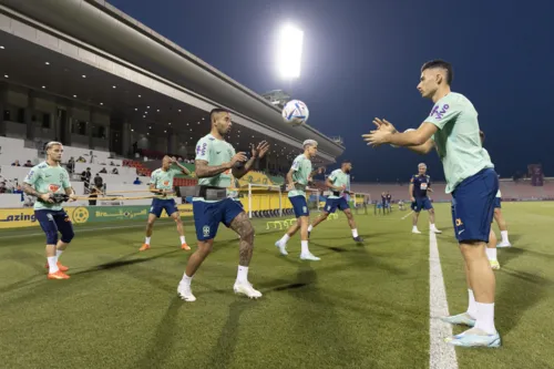 Jogadores treinam no Catar visando jogo contra Camarões, pela terceira rodada do grupo G