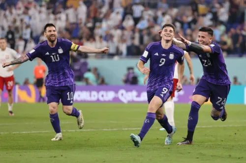 Julián Álvarez marcou um golaço, o segundo na partida