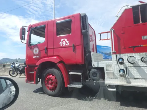 Equipe do Corpo de Bombeiros socorreu a vítima no local