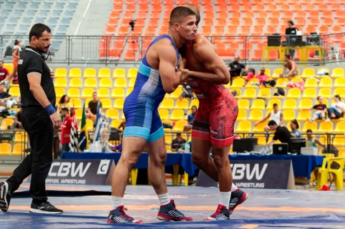 André Pinto, atleta do estilo greco-romano e professor