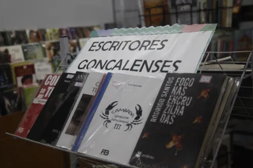 Escritores gonçalenses tem um espaço especial no local