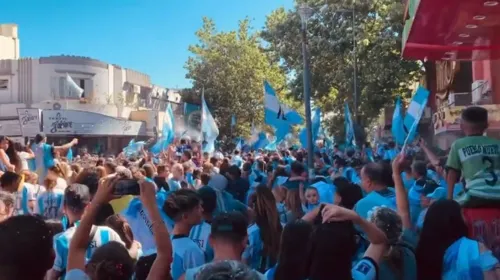 Torcedores celebram a conquista do mundial