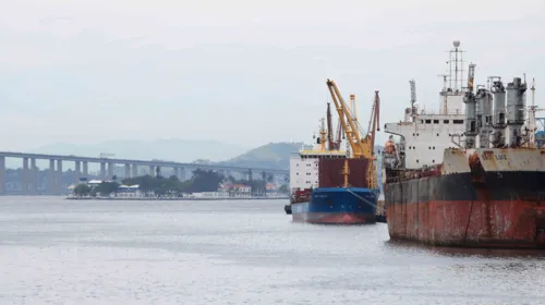 Colisão de navio não danificou estrutura da Ponte