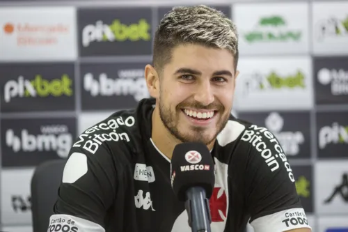 Sorridente, Pedro Raul falou das suas características, expectativas e sonhos com a camisa do Cruz-Maltino