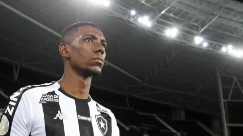 Kanu é cria da base do Botafogo