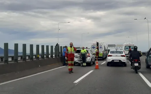 Motoristas enfrentam lentidão em todo o trecho