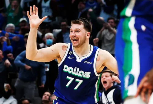 Luka Doncic marcou um triplo-duplo histórico