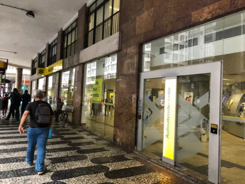 Na segunda-feira (2), os bancos voltam ao expediente normal de atendimento ao público