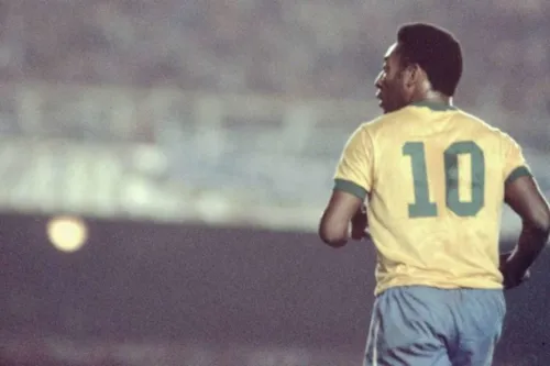 Pelé é o maior ídolo do futebol brasileiro