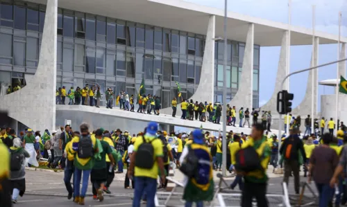 Foi decretado intervenção federal até o dia 31 de janeiro