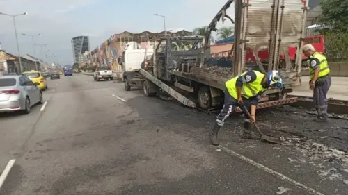 Não se sabe qual tipo de mercadoria o veículo transportava