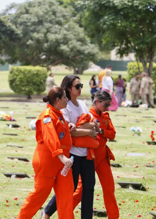 Esposa recebeu apoio de colegas de farda do marido