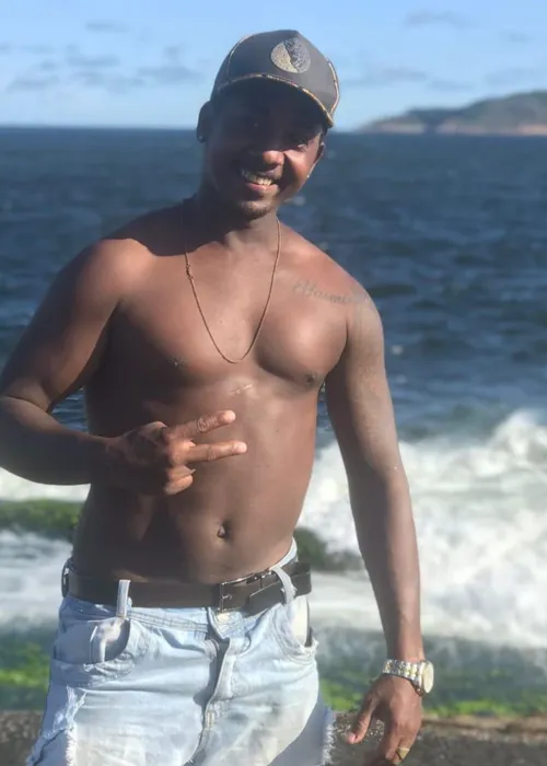 Irlan de santana, de 22 anos, morreu no local