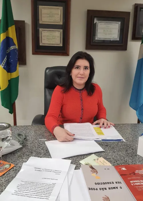 Simone Tebet (PMDB-MS) será a responsável pela pasta do Planejamento e Orçamento