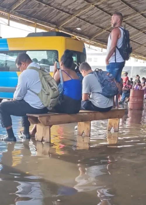 Central do Brasil alagada