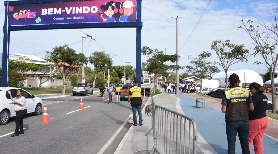 Avenida João Saldanha foi parcialmente interditada e funciona em meia pista no trecho entre as Ruas 10 e 12, na Barra