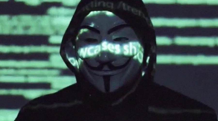 Grupo de hacker Anonymous assume invasão
