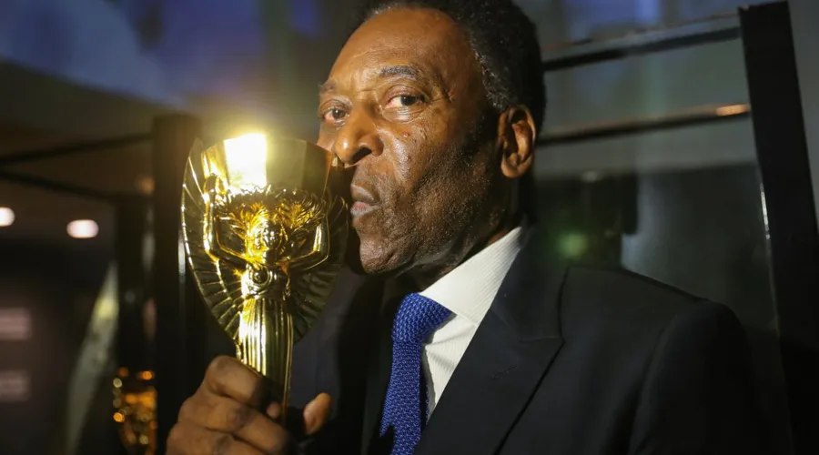 Pelé recordou que fez parte da equipe que conquistou a primeira Copa para o Brasil, em 1958