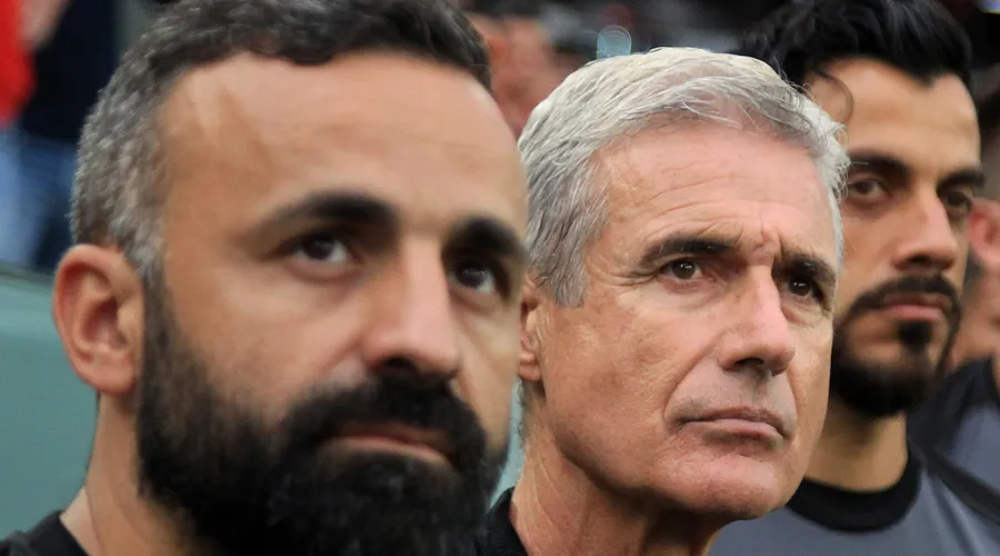 Luís Castro está à frente do planejamento do Botafogo para 2023