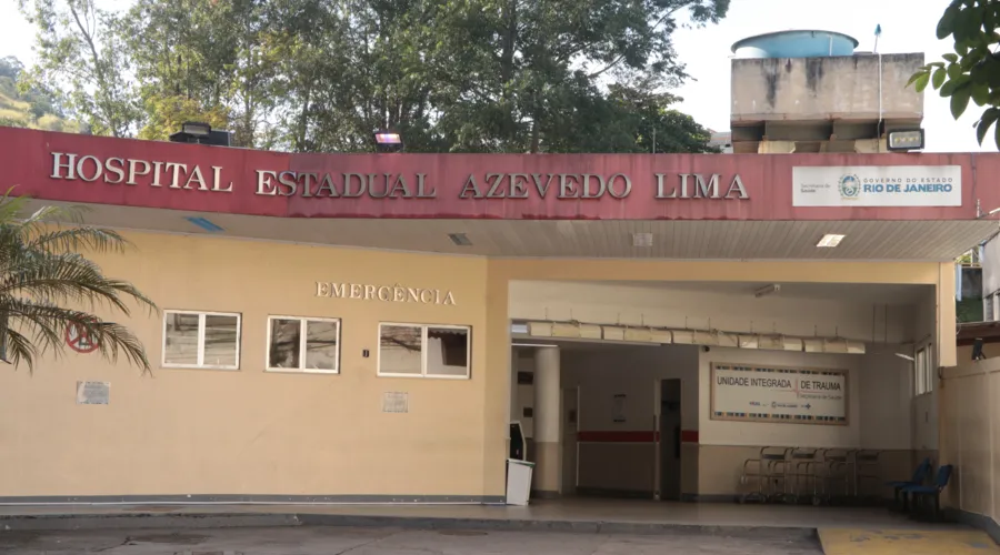 Baleados foram levados para o Hospital Estadual Azevedo Lima