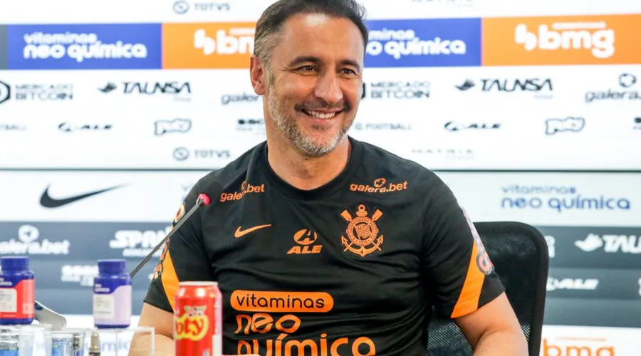 Vitor Pereira deixou o Corinthians recentemente