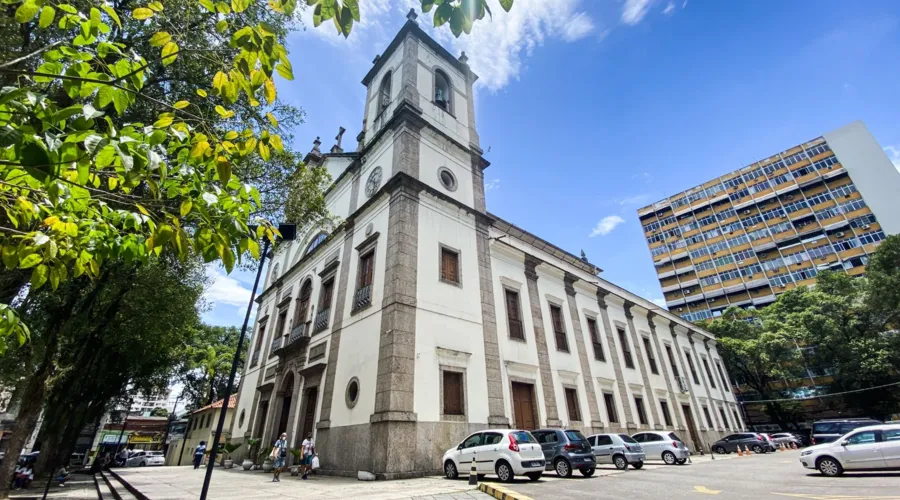 Assalto à mão armada na Catedral São João Batista aconteceu nesta quinta-feira (1º)